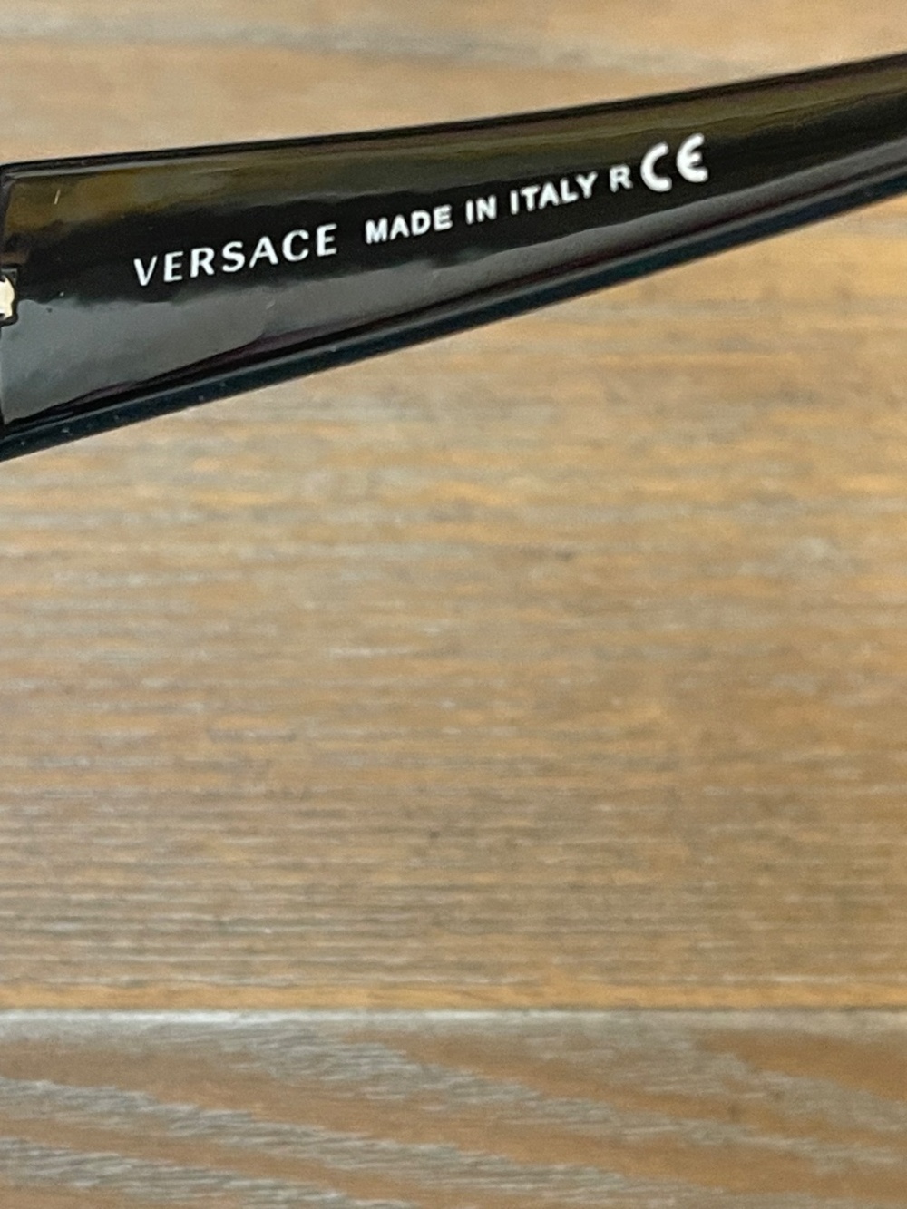 Versace MOD 2021 1001/11 Gunmetal Medusa Greek Key Sunglasses Mens Womens 60-15 - Picture 6 of 7